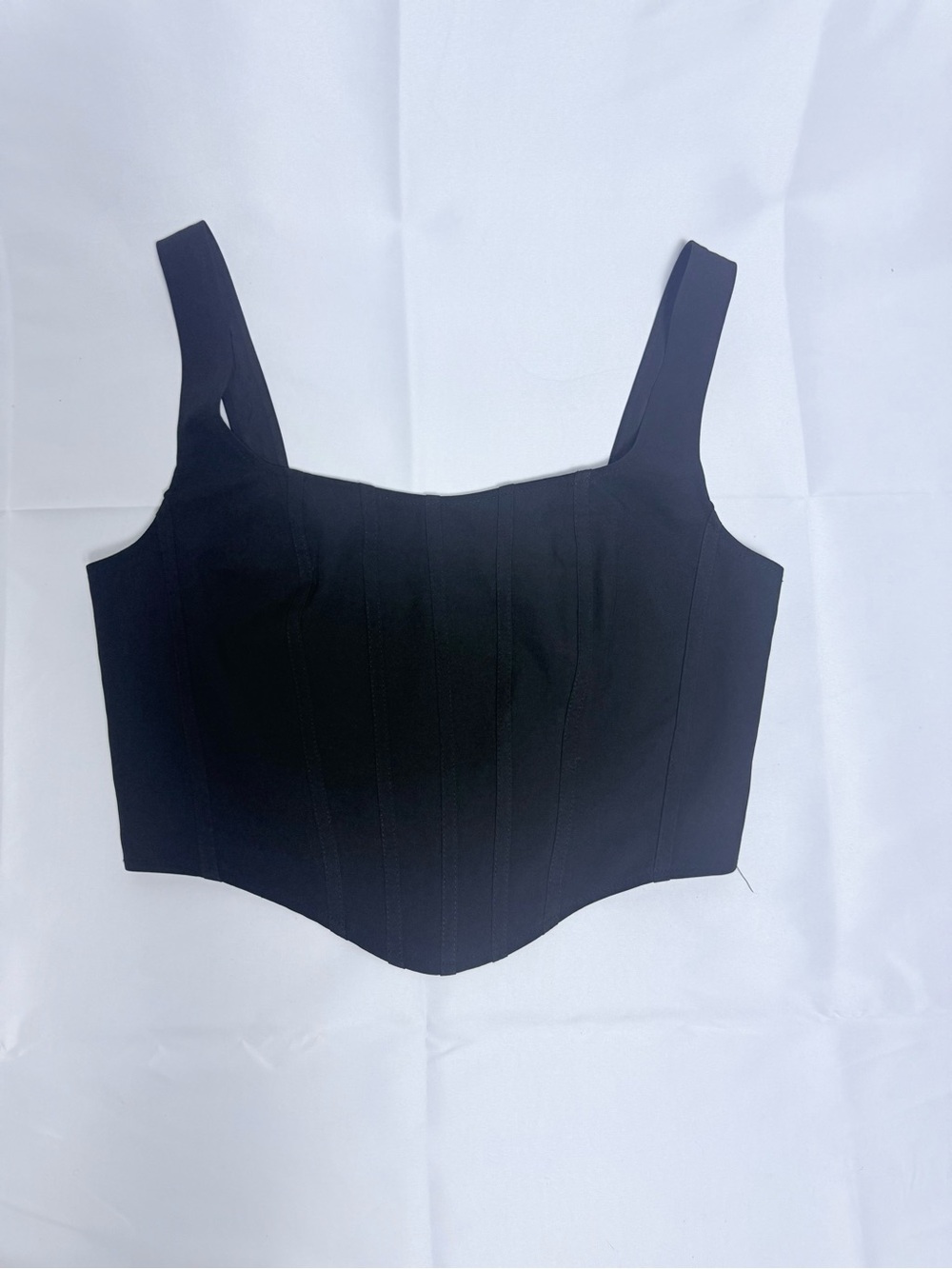 Sincerely Jules Black Structured Square-Neck Crop Top